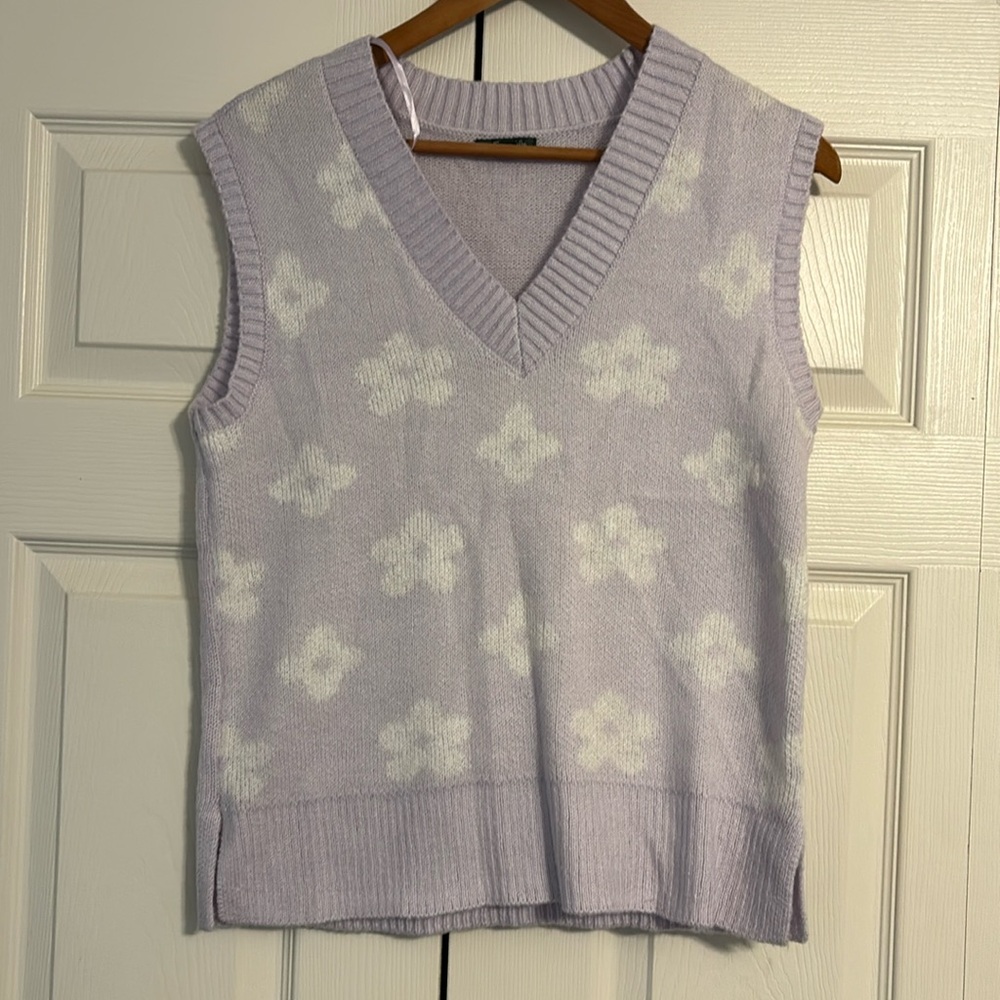 Sweater vest